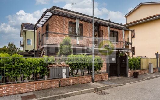 Villa unifamiliare via Giuseppe Giusti, Vimodrone
